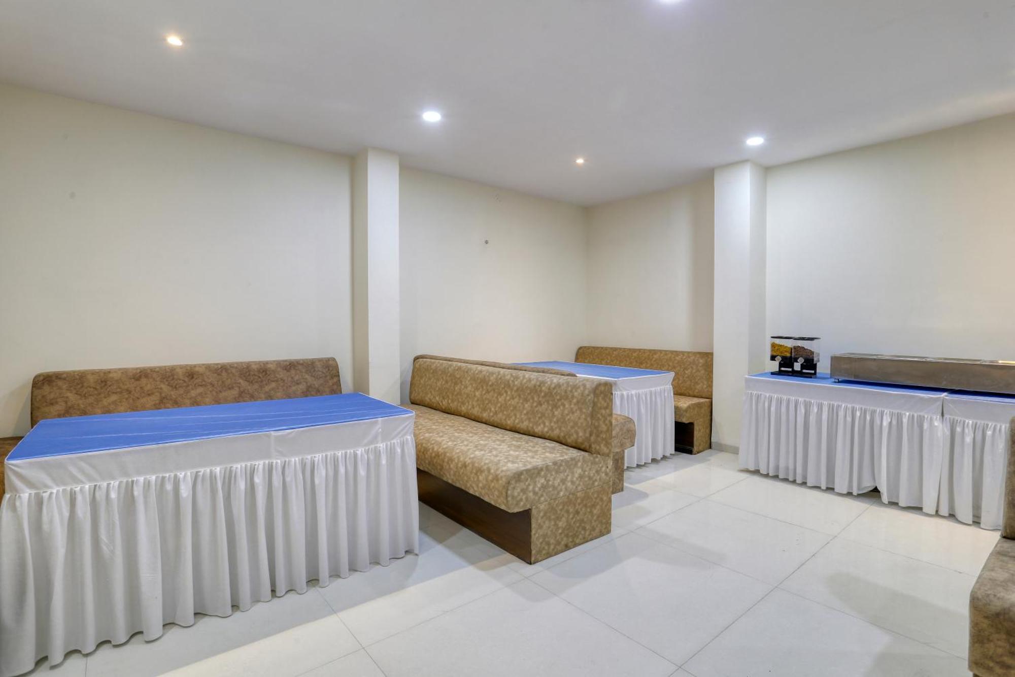 Soonstay Hotel Konark Indaur Kültér fotó